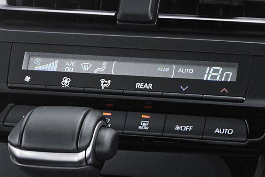 toyota-innova-zenix-hybrid-ev-front-ac-controls-749492